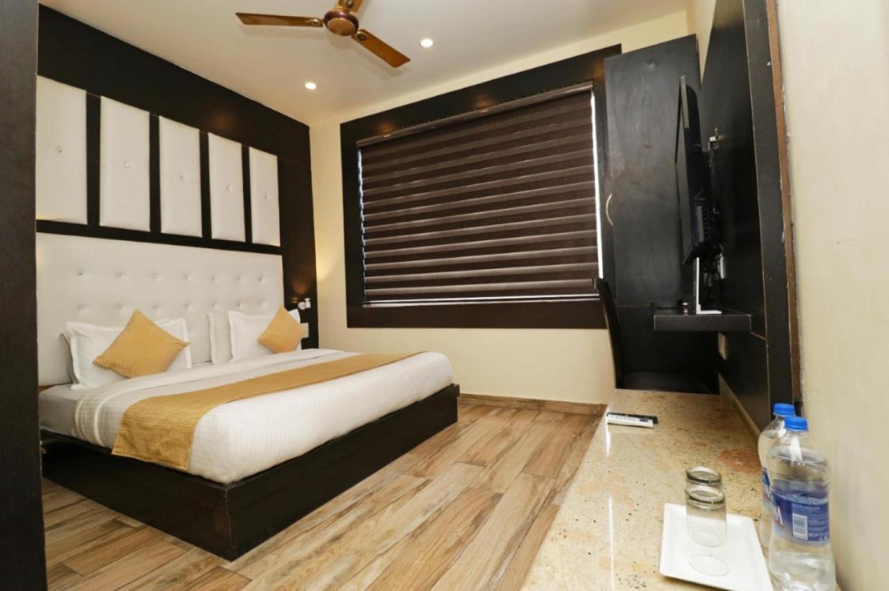 Hotel Mirage Residency - Hill View Hotel In Νταραμσάλα Εξωτερικό φωτογραφία